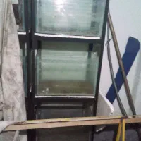 پایه آکواریوم و آکواریوم برای تکثیر و پرورش