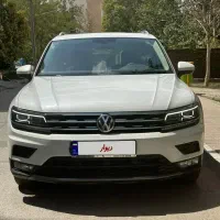 فلوکس واگن تیگوان 2018 بدون رنگ و خط خش