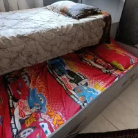 تخت میزبان فوق العاده تمیز