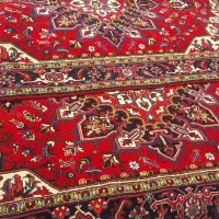 یک جفت فرش اطراف هریس