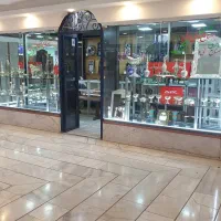یک باب مغازه تجاری در بهترین پاساژ داخل شهر اصفهان|فروش مغازه و غرفه|اصفهان, باغ زرشک|دیوار
