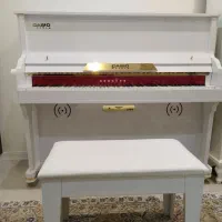 پیانوی دیجیتال طرح آکوستیک