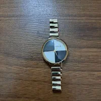 تعدادی ساعت زنونه
