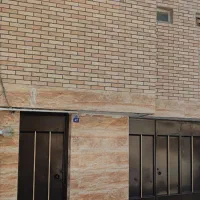 خانه دو طبقه دربست با پارکینگ
