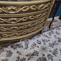 تخت به همراه خوشخواب