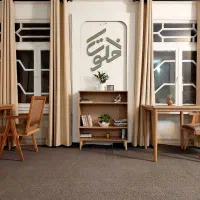 میز کار در فضای کار اشتراکی، روزانه/هفتگی/ماهانه