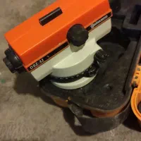 دوربین ترازیاب|ابزارآلات|ساری, |دیوار