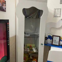 تخت و کمد|اسباب و اثاث بچه|یزد, |دیوار