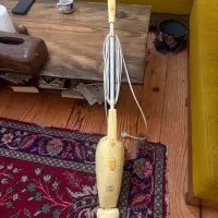 جاروشارژی بوش و جارو عصایی برقی|جاروبرقی، جارو شارژی، بخارشو|تهران, منیریه|دیوار