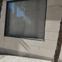 شیشه سکوریت همراه با فرم و کرکره