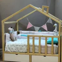 تخت و کمد کودک کلبه ای