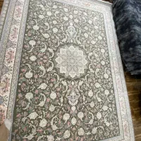 فرش ماشینی گل برجسته ۱۲۰۰ شانه ،کاملا نو