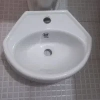 سنگ روشویی با پایه