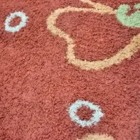 فرش قرمز طرح گل