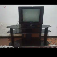 تلویزیون 21اینچ همراه با میز