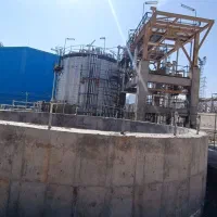 کارگر عملیات خاکی و آرماتوربندی