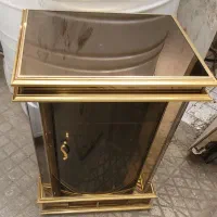 ویترین طلایی کم جا وزیبا