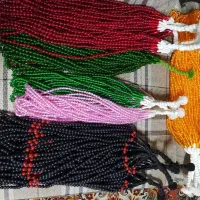تسبیح نمره۸و۶ وپیاله لاکی طلایی