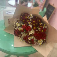 باکس گل یلدایی عروس انواع دسته گل باکس گل تاج گل