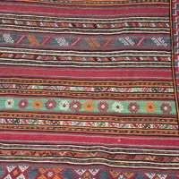 گلیم سوزنی دستباف