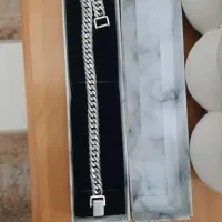 دستبند ۸ پر ژاپن