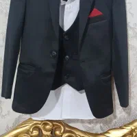 کت وشلوار وکفش بچگانه