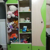 کمد ویترین تمیز سالم با سه چرخه|اسباب و اثاث بچه|سمنان, |دیوار