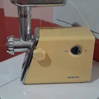 چرخ گوشت و دی وی دی