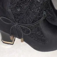 یه جفت چکمه نو طرح گیپور