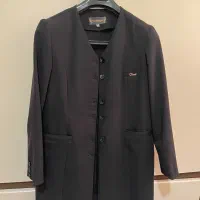 تعدادی لباس زنانه|لباس|بابل, |دیوار