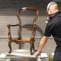 استخدام رنگ کار ، رویه کوب ، نجار و کارگر ساده