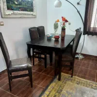 میز پذیرایی و جلو مبلی با ۴ تا عسلی و میز نهارخوری