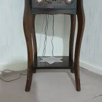 میز تلفن ....قیمت ۳۰۰ تومان