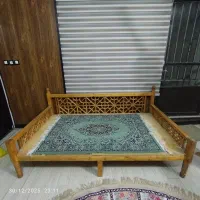 تخت سنتی زیبا