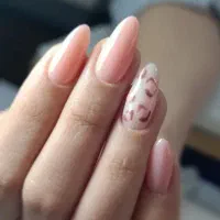 اف ویژه خدمات و اموزش تخصصی کاشت ناخن