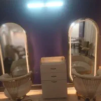 یکعدد اینه صندلی کوپ و ترولی