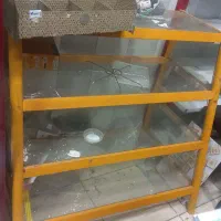 ویترین فلزی یک متری