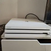 پلی4 پرو. رنگ خاص سفید