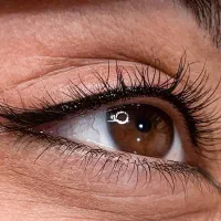 خدمات تخصصی میکروبلیدینگ و میکروپیکمنتیشن ابرو|خدمات آرایشگری و زیبایی|اراک, |دیوار