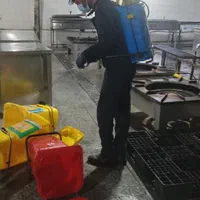 خدمات سمپاشی ساس سم پاشی موریانه سمپاش