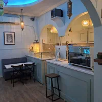 کابینت بندی کافه