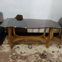 زیر تلویزیون و فرش و..