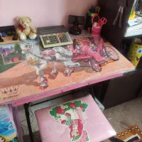 میز تحریر دختراته