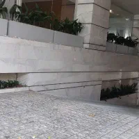211-متری