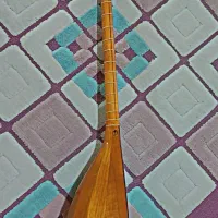 تنبور اکبری|سازهای سنتی|اسلامآباد غرب, |دیوار