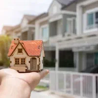 فروش منزل دو طبقه در شهرستان زرقان