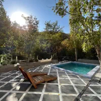 سرایدار ویلا کردان اغشت