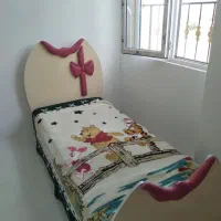 تخت نوجوان