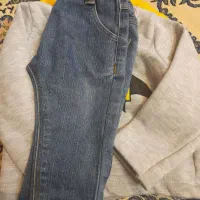 تعدادی لباس بچه گانه به فروش میرسد|کفش و لباس بچه|تهران, باغ خزانه|دیوار