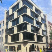 واحد ۶۵ متری در مرحله اسکلت